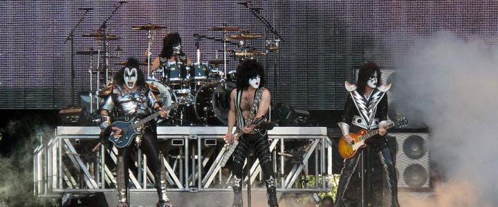 Kiss